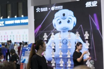 UBTECH攜手編程機(jī)器人，帶來最好的開學(xué)禮物 智能機(jī)器人銷售新篇章